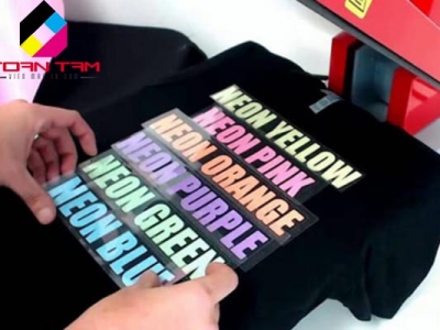 So sánh công nghệ in chuyển nhiệt và in lụa