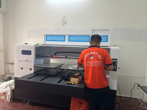 MÁY IN ÁO THUN DTG CÔNG NGHIỆP 2 MÂM TRỰC TIẾP TRÊN VẢI COTTON