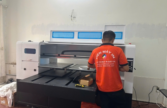 MÁY IN ÁO THUN DTG CÔNG NGHIỆP 2 MÂM TRỰC TIẾP TRÊN VẢI COTTON
