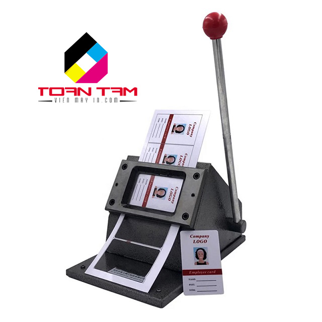 sử dụng máy bế thẻ nhựa từ phôi nhựa PVC 3 lớp in bằng máy Epson