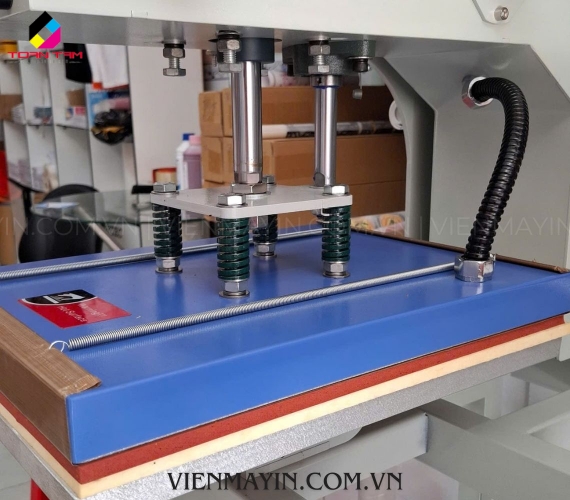 MÁY ÉP NHIỆT KHÍ NÉN 2 MÂM KÉO ĐẦU 33X45 LỒNG ÁO